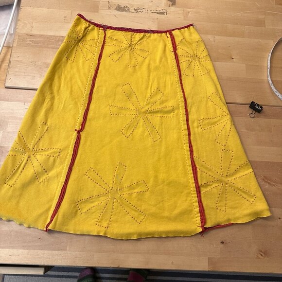 Skirt, handmade from recycled tees by local artist, medium, orange and yellow - Picture 4 of 6